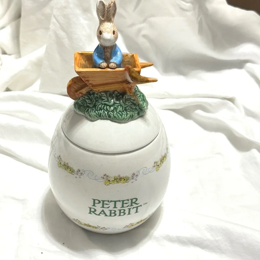 Peter Rabbit Cookie Jar White Excellent Ceramic Egg Wheelbarrow Jar Easter